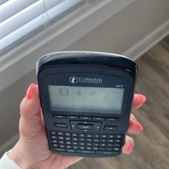 Turning technologies QT2 response device - Picture 2 of 5